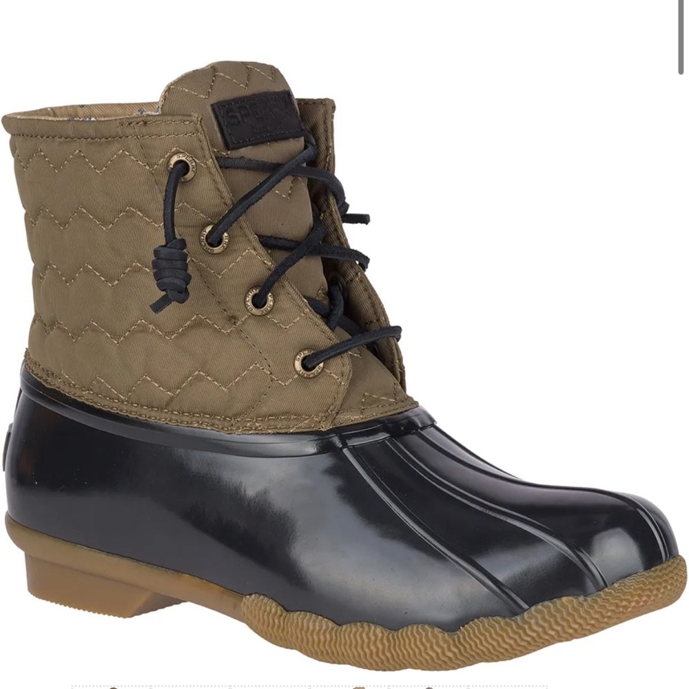 SPERRY WOMEN'S SALTWATER QUILTED CHEVRON DUCK BOOTS -OLIVE size 6